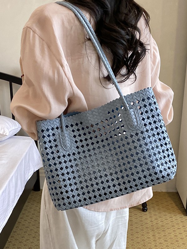Bolsa de tejido de gran capacidad para mujeres 2026 verano nuevo nicho de moda bolsa de cesta de verduras huecadas bolsa de viaje ocio tote image 4