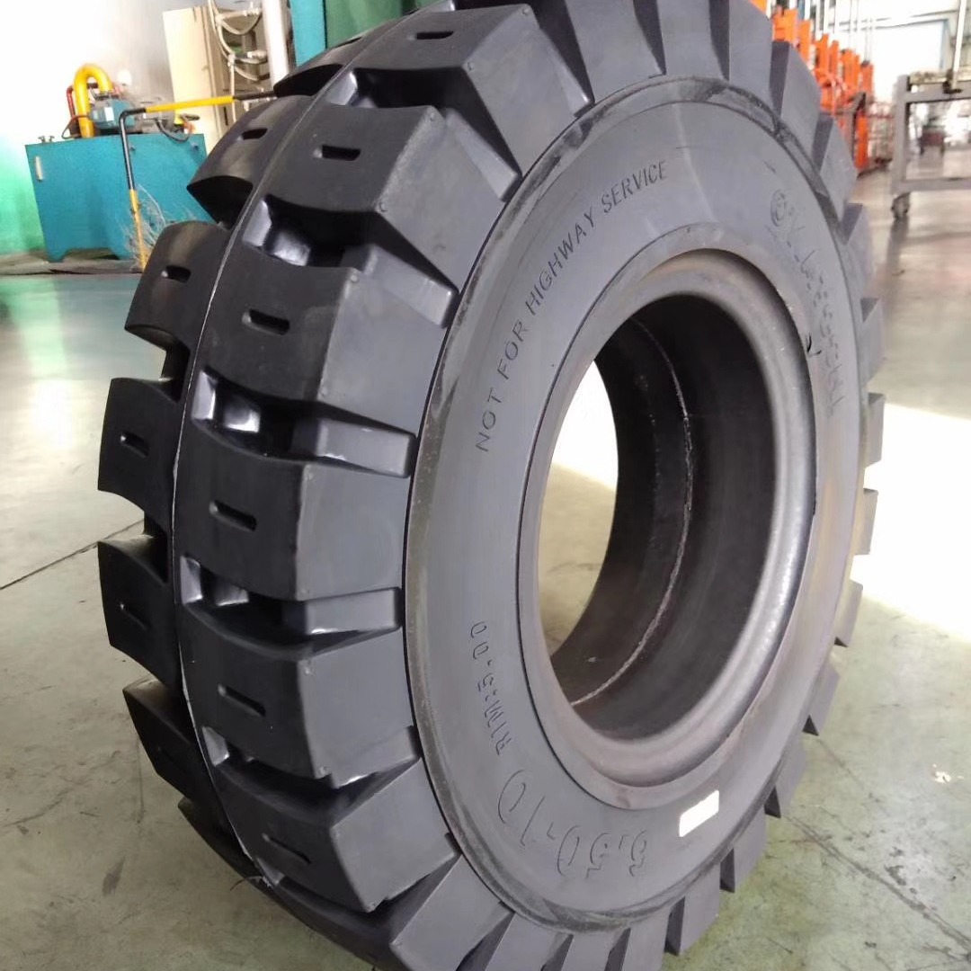 250-15 300-15 28*12.5-15 700-12叉车实心轮胎耐磨刺扎三包现货