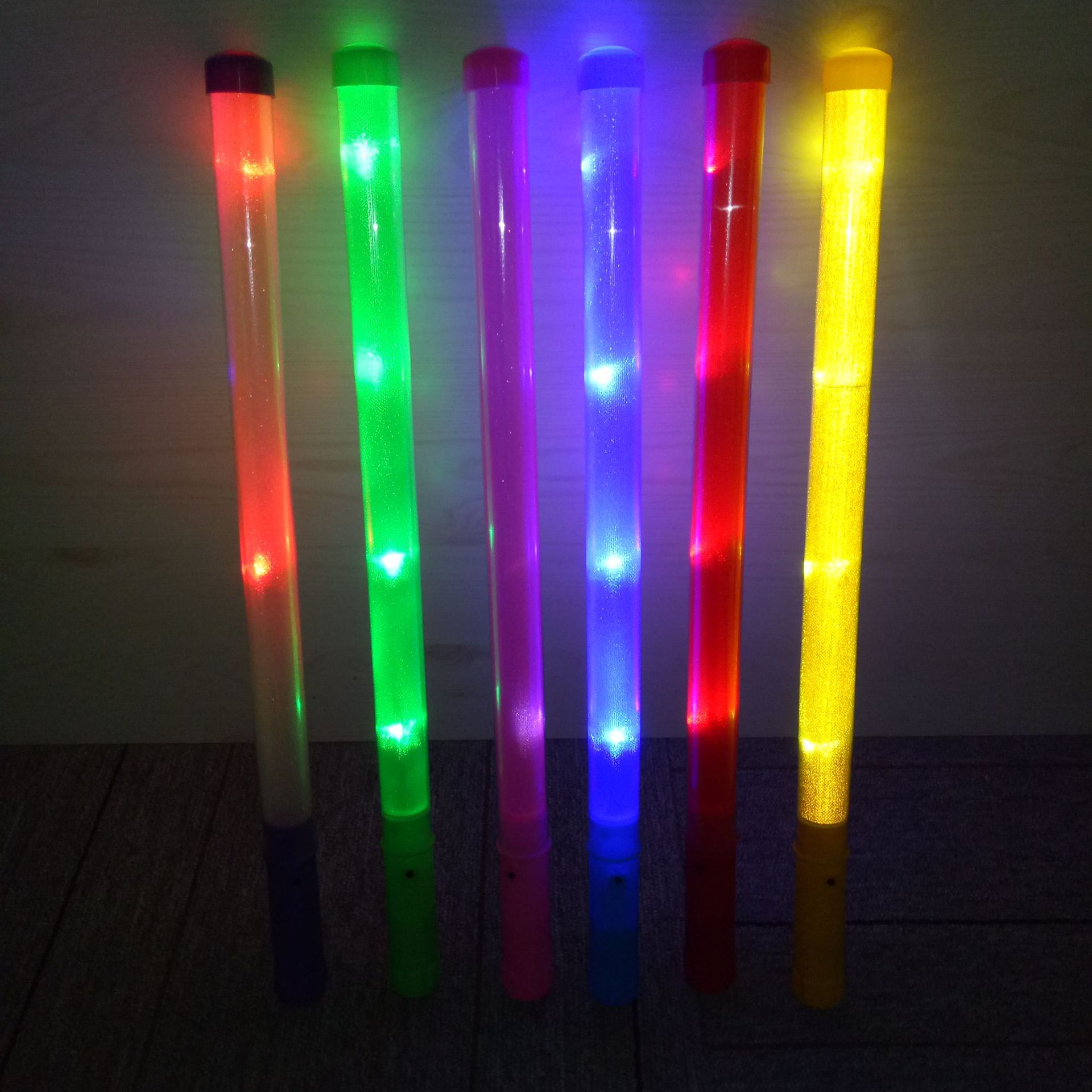 Concierto luminoso palo 46cm electrónico LED Flash Stick plástico largo recto brillante en la noche