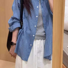 蓝色格纹长袖衬衫女宽松百搭休闲衬衣春秋款棉质翻领上衣