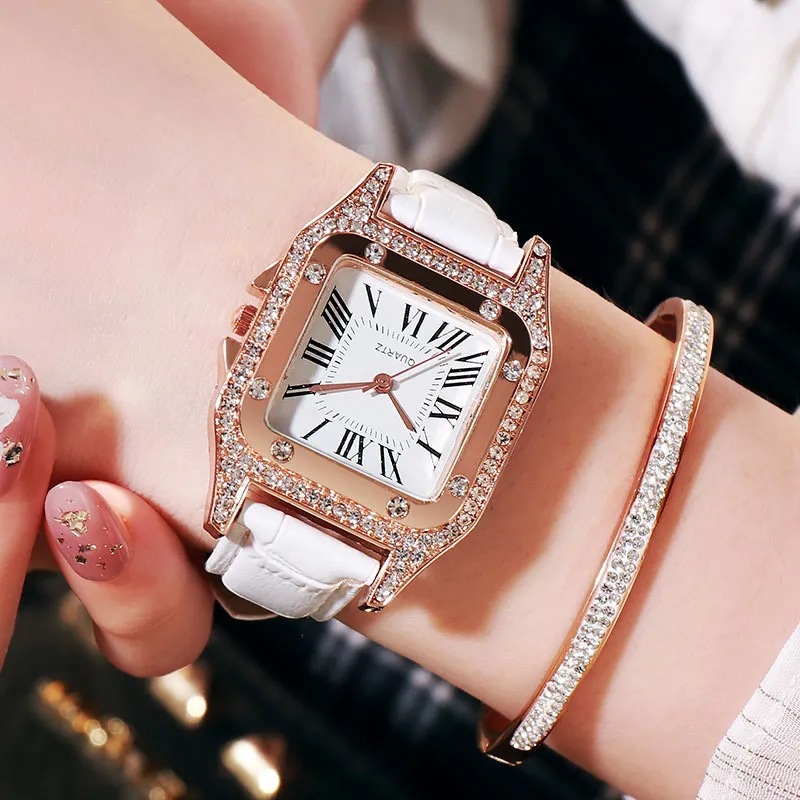 Cuadrado de moda casual elegante cuarzo reloj de mujer TikTok Net rojo mismo estilo reloj para mujeres y estudiantes estilo coreano simple