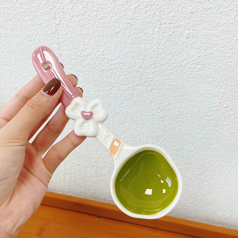 セラミックスプーンインかわいいキャンディーカラーの小さなスプーンインターネット有名人の家庭用スプーン高価値ロングハンドルスプーンデザートスプーン|undefined