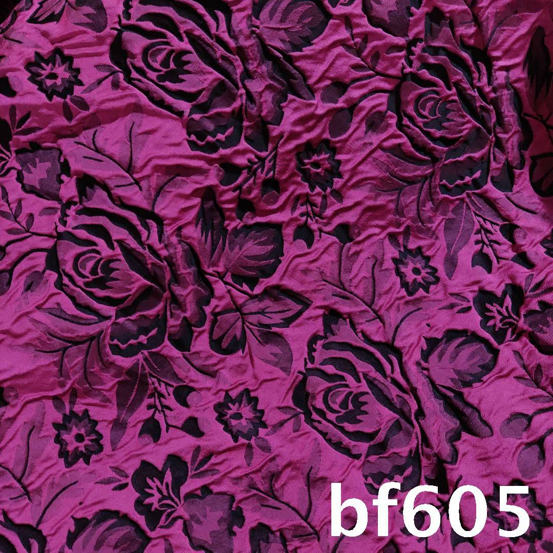 小批批发立体浮雕肌理花朵浮雕提花服装裙装女装面料花卉图案面料