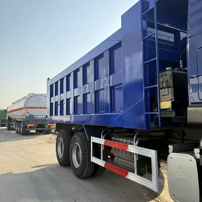 Yük maşınları 8-Wheel 371-Horsepower Engineering Dump