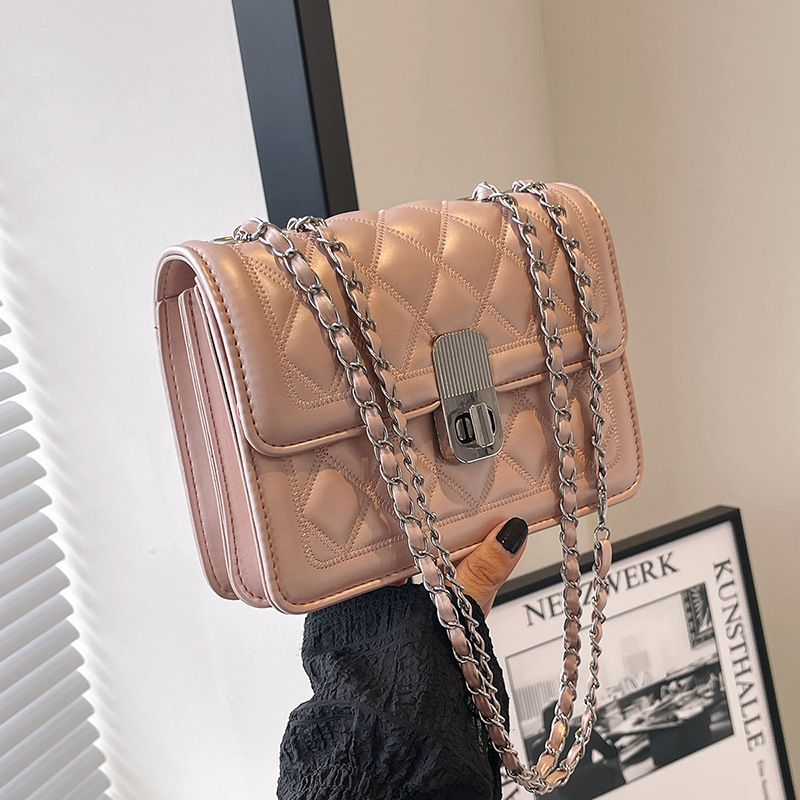 Bolso de cadena de rombos de fragancia pequeña mujer 2024 verano versión coreana ins moda simple bolso cuadrado pequeño bolso de mensajero de sentido avanzado