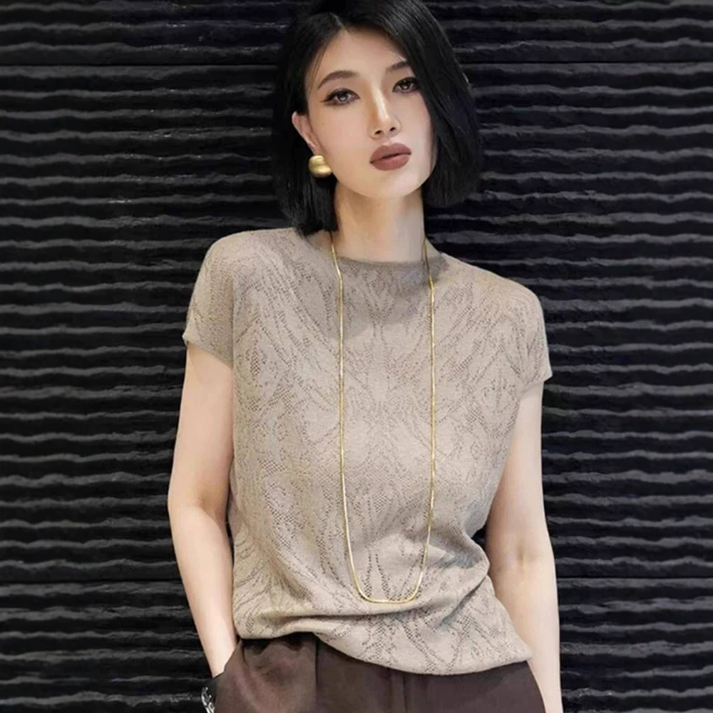 Áo thun nữ ngắn tay cổ tròn chất liệu jacquard, thiết kế vai rã, phong cách Hàn Quốc — Màu cà phê