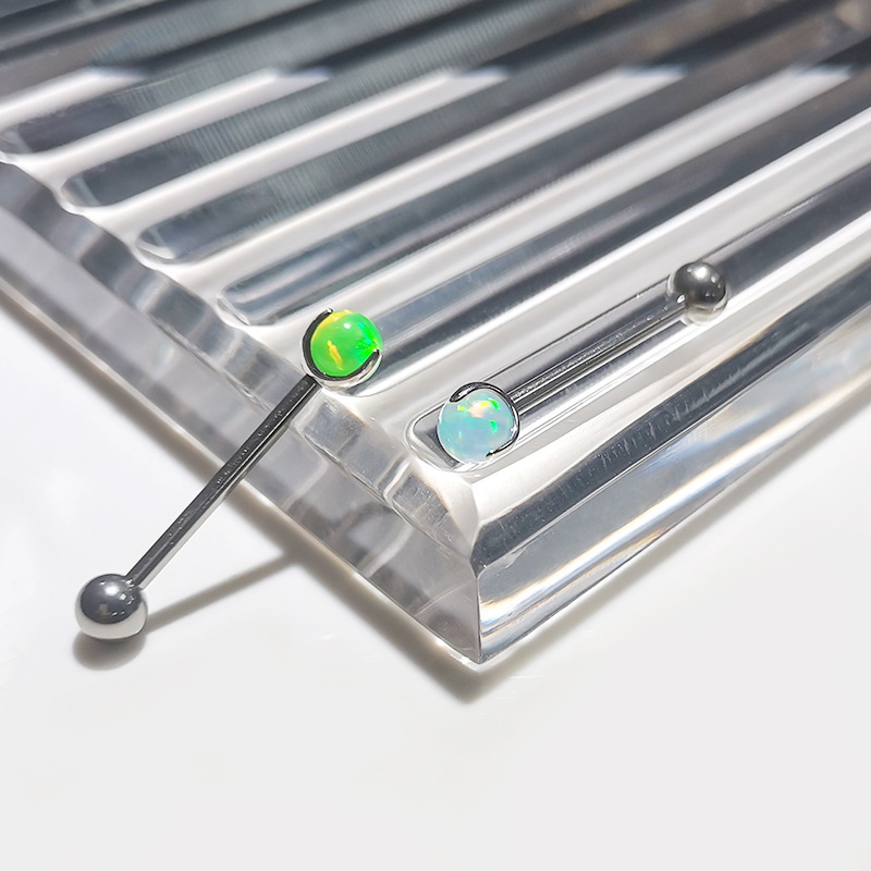 Pointed titanium steel lip stud product view