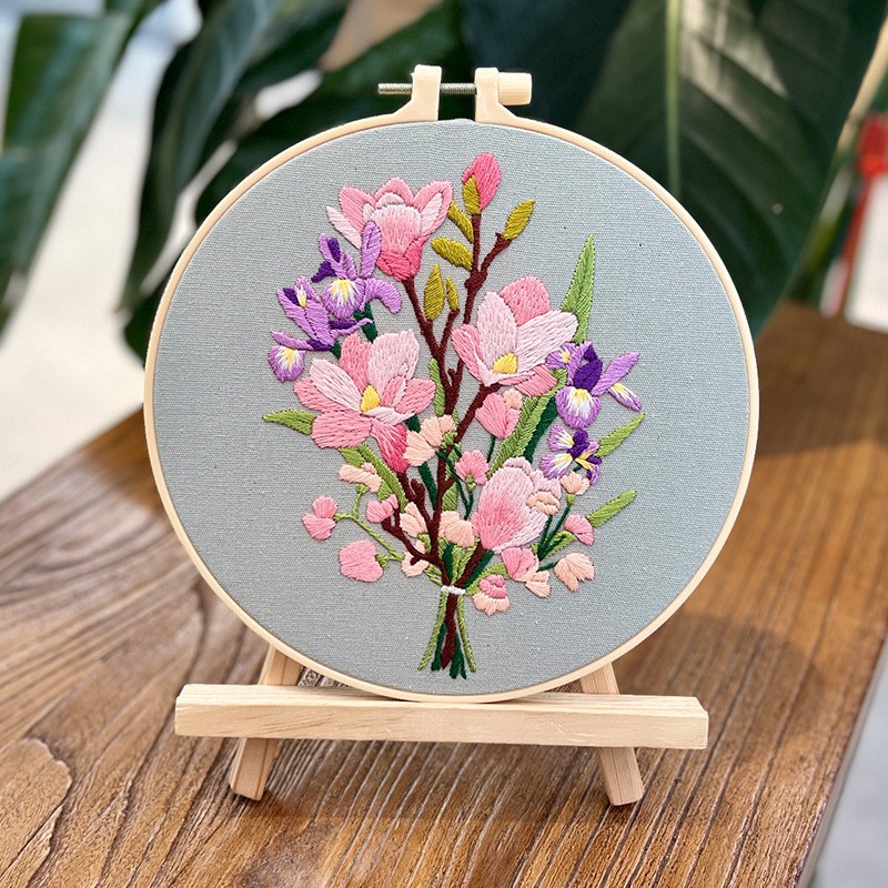 Lu bordado hecho a mano paquete de material de bricolaje decoración de la sala de estar colgando pintura transfronteriza descripción inglés flores brillantes y plantas traje image 16