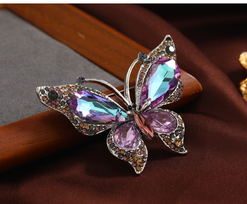 Fashion Butterfly Alloy Plating Inlay Rhinestones Women's Brooches display picture 3