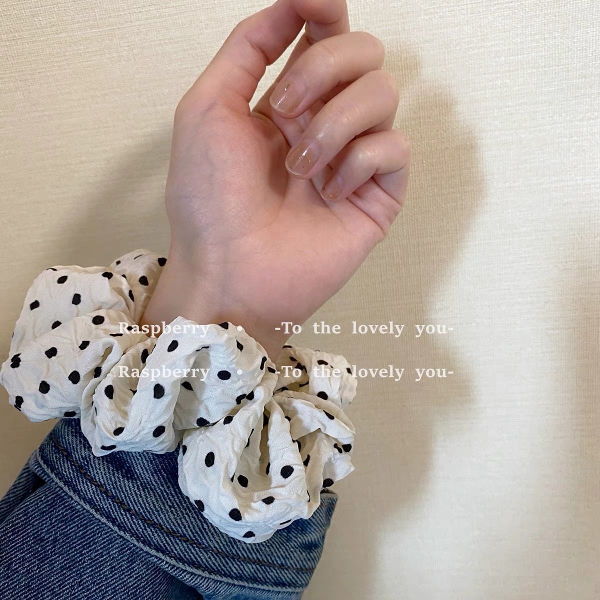 Japón y Corea del Sur simple punto de onda de crema anillo de pelo intestino grueso correa de goma de textura de tejido plegado nicho de alta calidad adornos para el cabello