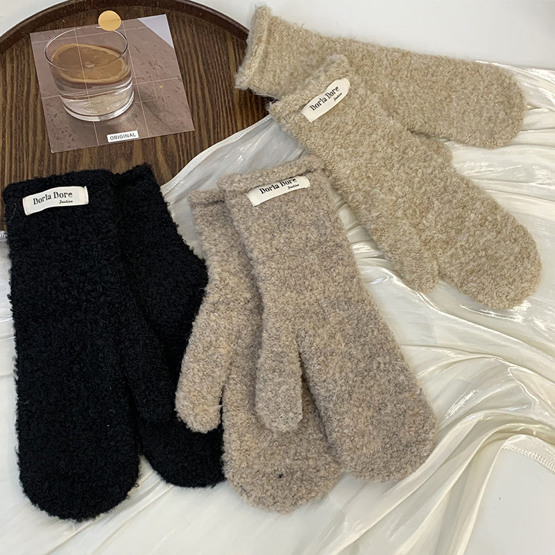 Guantes de dedo de invierno nuevos guantes de peluche cálidos de color sólido personales cómodos de impresión de tejido gruesos