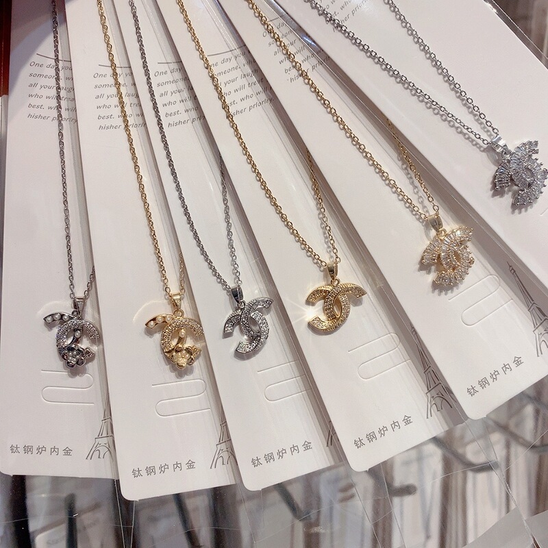 Cross-Border Popular Titanium Steel Necklaces, Big-Name Necklaces, Small Fragrance Necklaces, Big-Name Jewelry, Big-Name Jewelry Necklaces Wholesale