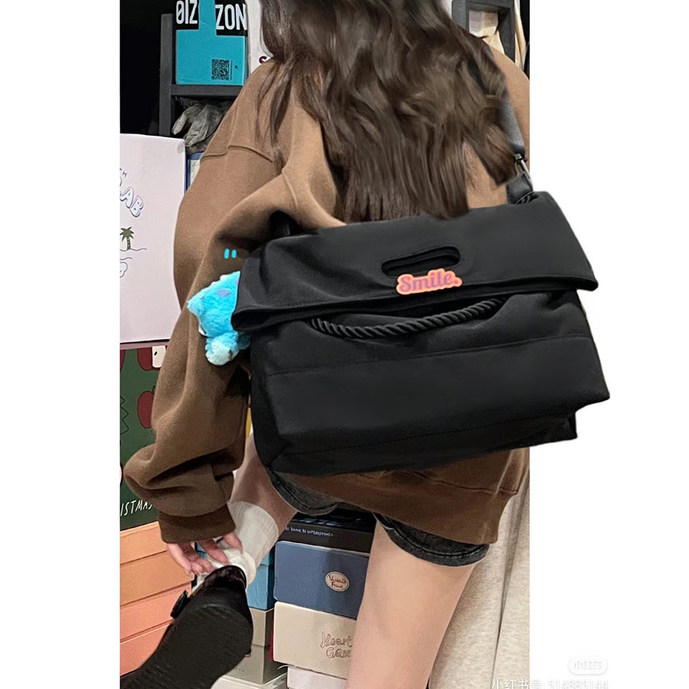 包包女2022新款暗黑大容量尼龙帆布托特包小众高级质感百搭斜挎包