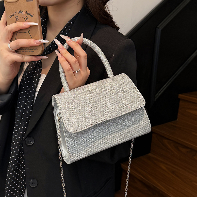 Bolso de cena, nuevo estilo transfronterizo, cadena de fiesta de sentido metálico, bolso de mensajero de un solo hombro, bolso de estilo de mujer de sentido avanzado