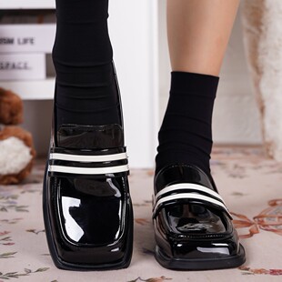 �羳��a41-43���^Ӣ���LСƤЬ�＾�ڰ�ײɫ���������⴩��Ь