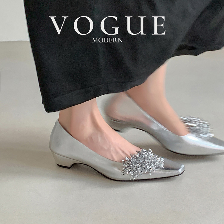 精致烟花扣件小方头通勤浅口玛丽珍鞋纯色日常休闲粗中跟时装单鞋