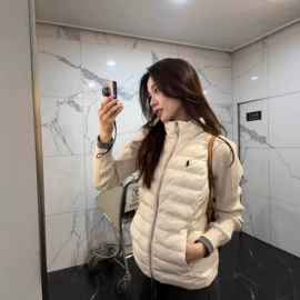 瑜伽服;女式衬衫;女式T恤