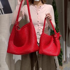 赤い手编みバッグバケツバッグレディースハンドバッグ通勤脇下ワンショルダーバッグ大容量トートバッグ