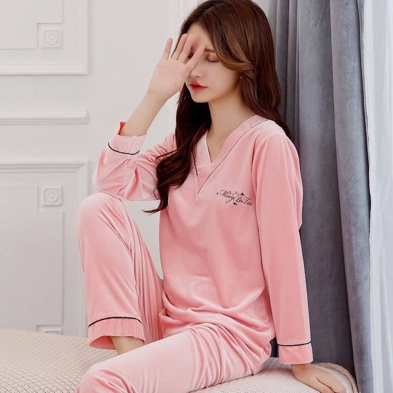 Cross-Border V-Neck Coral Double-Sided Velvet Set Home Wear Mom's Pajamas Autumn and Winter Women's Long-Sleeve Gold Velvet Two-Piece Set Cross-Border V-Neck Coral Double-Sided Velvet Set Home Wear Mom's Pajamas Autumn and Winter Women's Long-Sleeve Gold Velvet Two-Piece Set