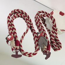 少女ins红萝卜兔子胸针挂件手机壳挂绳长款斜跨侧身挂肩手机通用