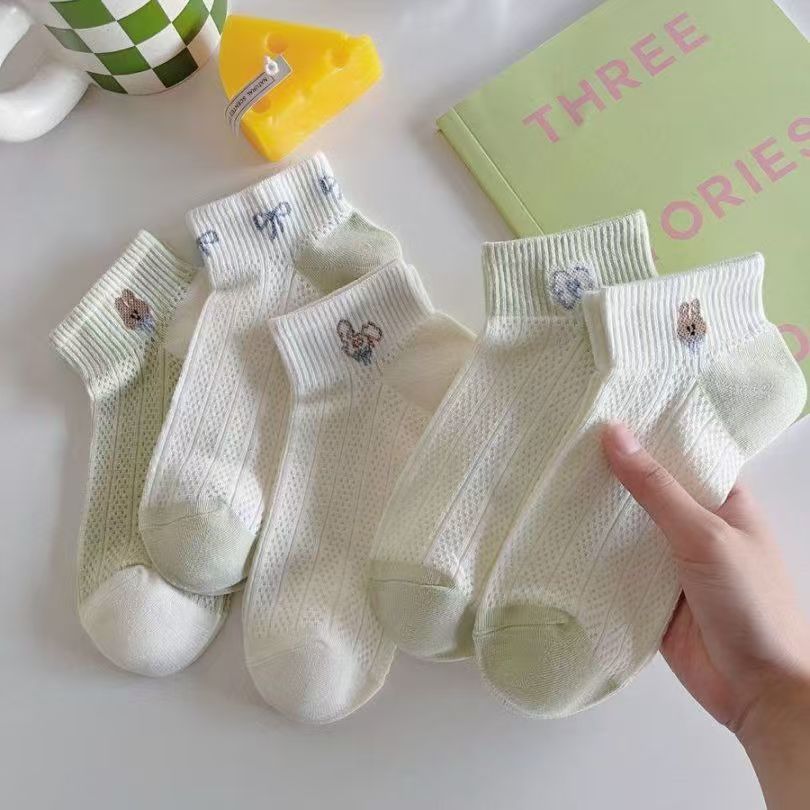 Verano nuevo estilo lindo oso calcetines de boca baja para mujer lindo amor dulce japonés malla fina calcetines transpirables