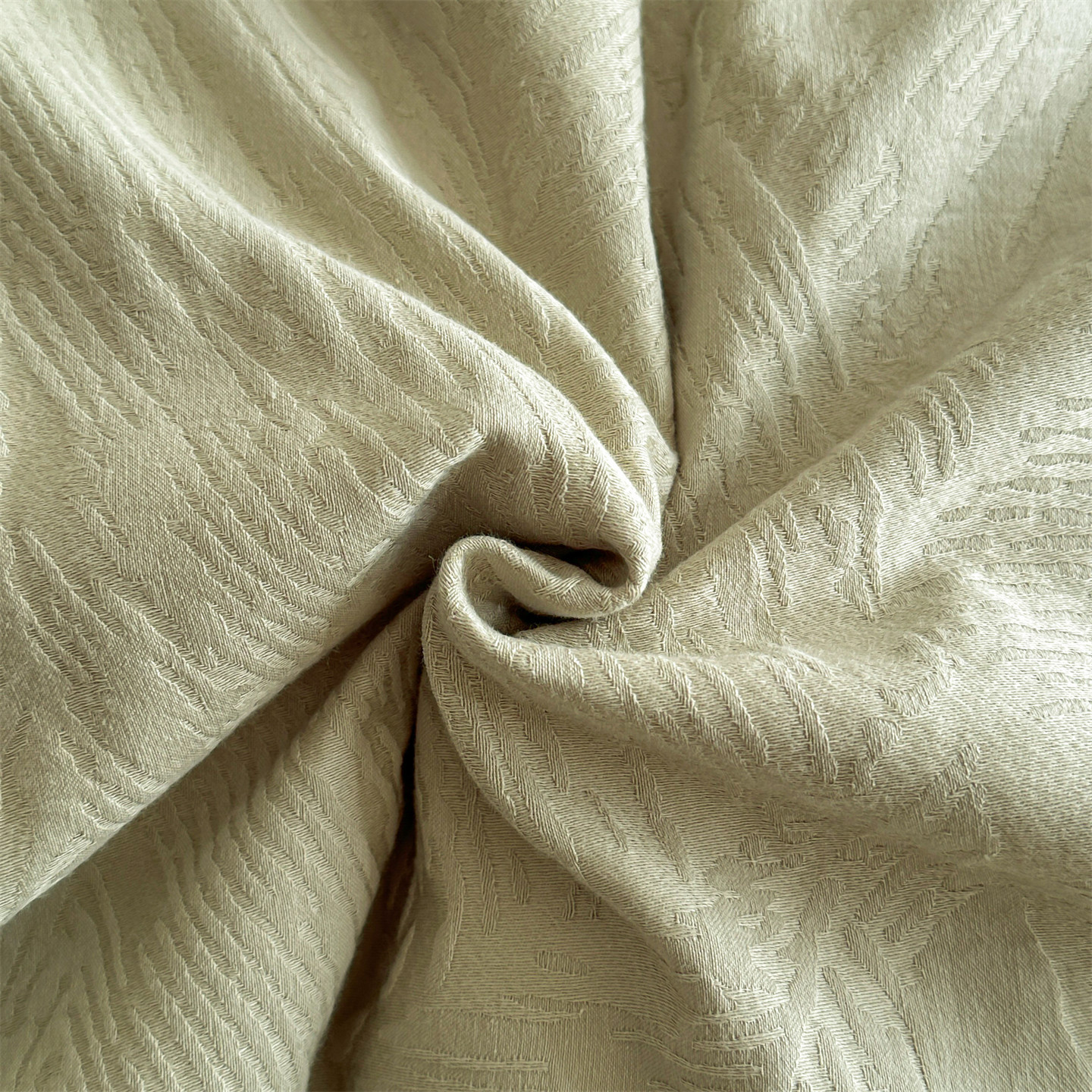100% algodón brillante relieve tridimensional jacquard de alta calidad cuatro piezas de ropa de cama tres piezas de regalo
