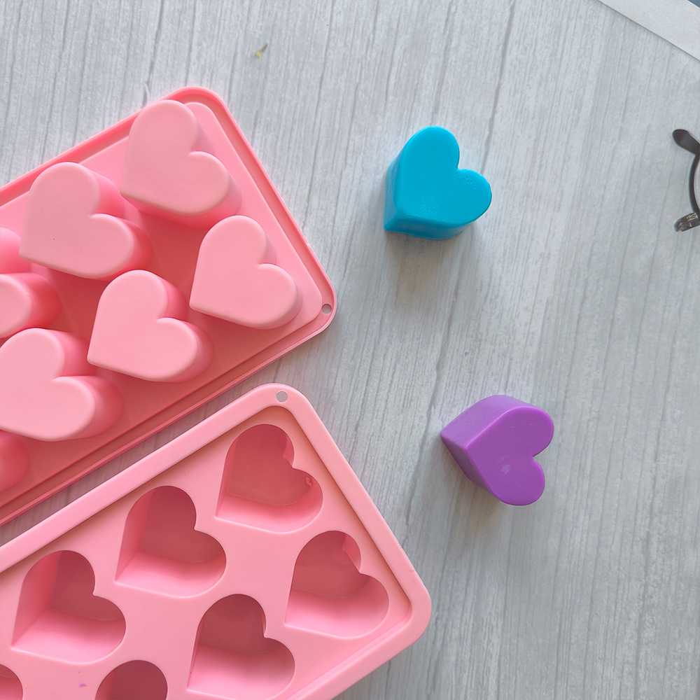 Ice Tray Kitchen and drinking utensils 1 Piece Quantity Home Occasion Simple Style Heart Shape Solid Color Silica Gel Ice Tray 1 Piece