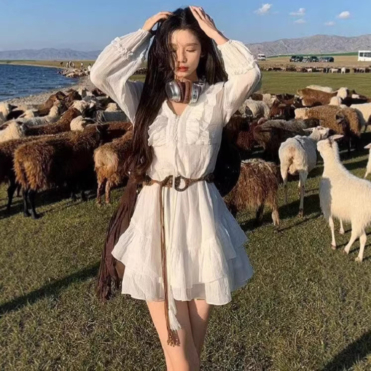 Hainan Sanya Island Beach Seaside Vacation White Dress Yunnan Dali Lijiang Travel Outfit Women's Summer Wear Hainan Sanya Island Beach Seaside Vacation White Dress Yunnan Dali Lijiang Travel Outfit Women's Summer Wear