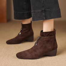 文艺百搭流苏羊反绒面切尔西靴2025冬舒适坡跟中跟尖头真皮短靴女