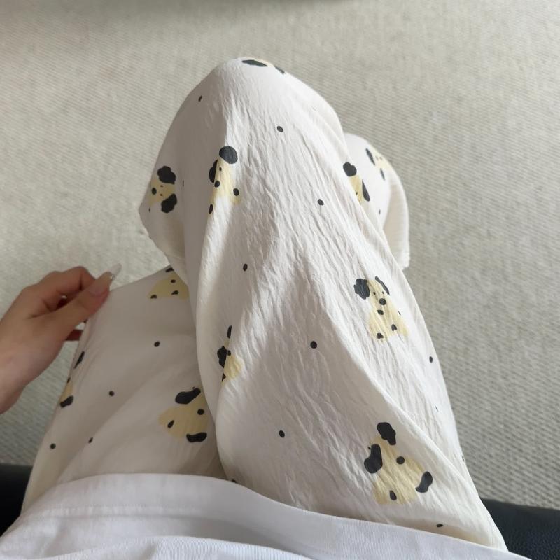 Primavera y verano · Pantalones de pijama casuales para mujeres pantalones a prueba de mosquitos rojos en línea 2025 nuevos pantalones caseros para llevar