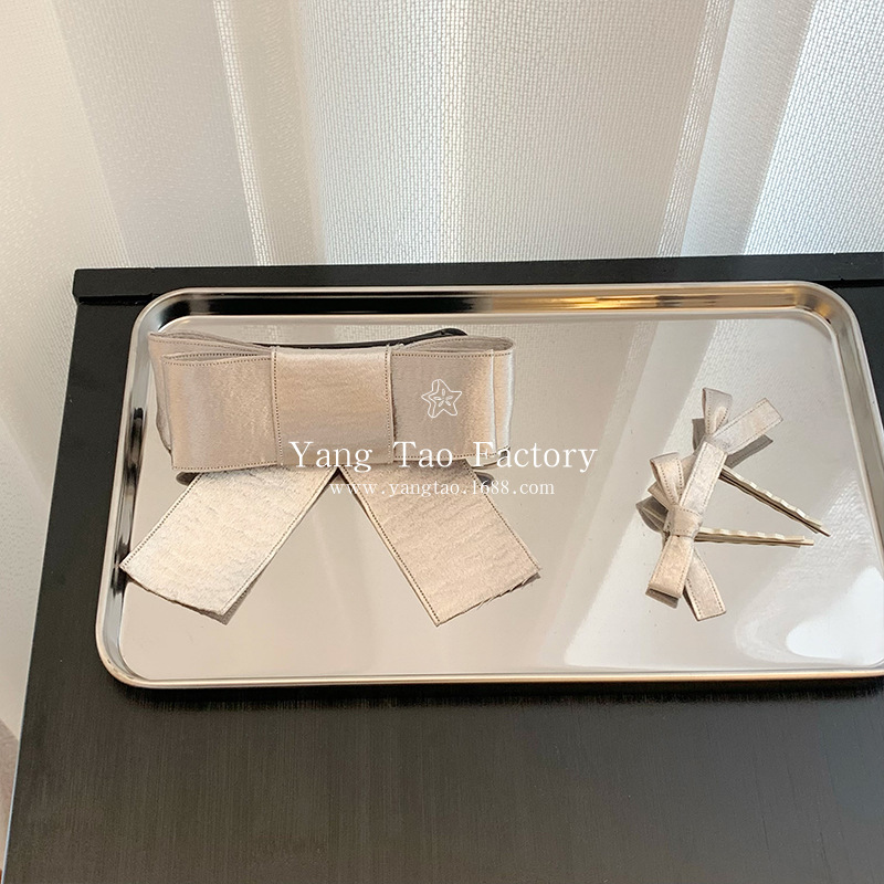 ¡Insfeng Silver es un artefacto mágico de tejido de cabello de la parte de la mano! Cabezas de cabello trenzadas de arco de cabello de cable telefónico