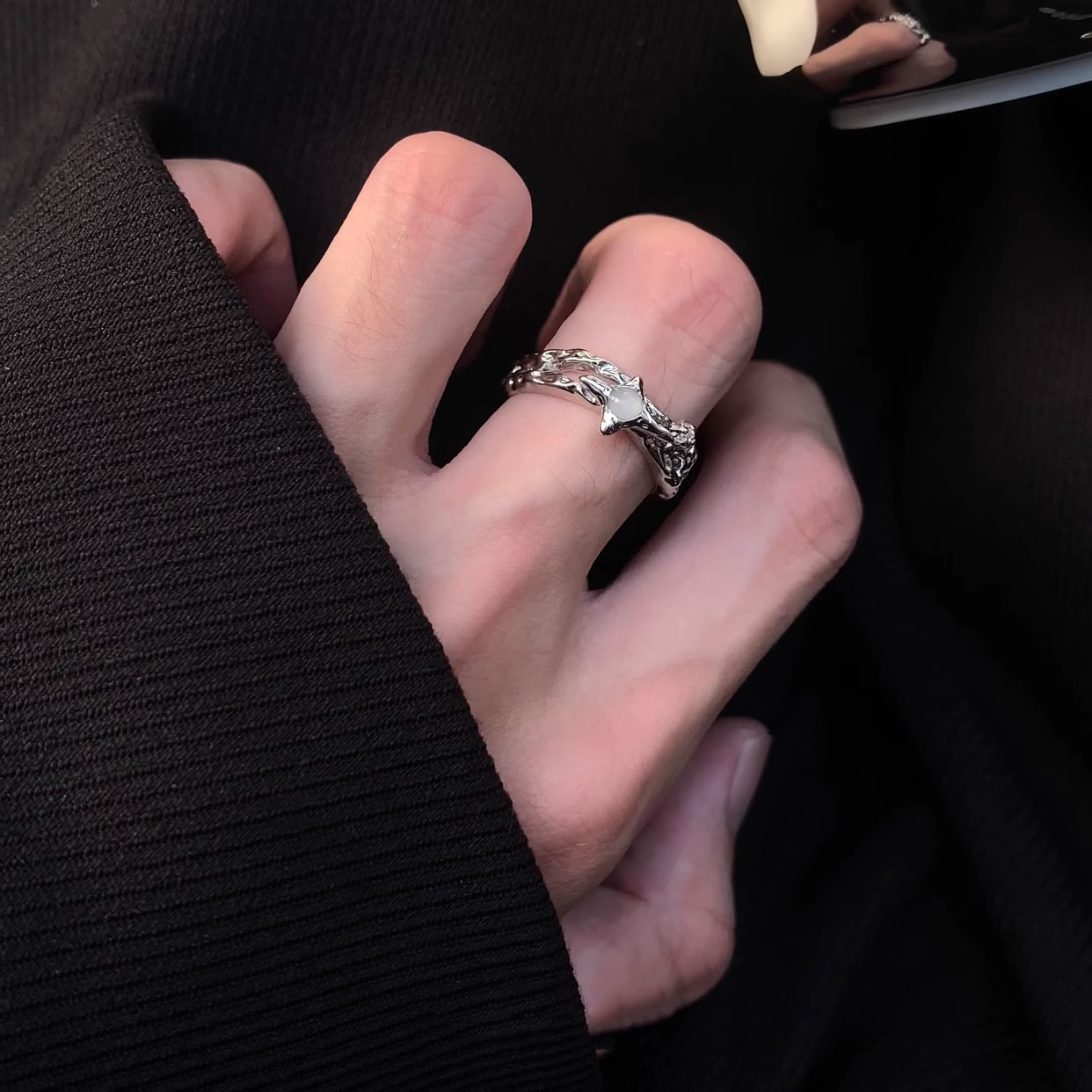 小众白月光星芒戒指男女潮清冷风高级感轻奢不规则开口可调节手饰