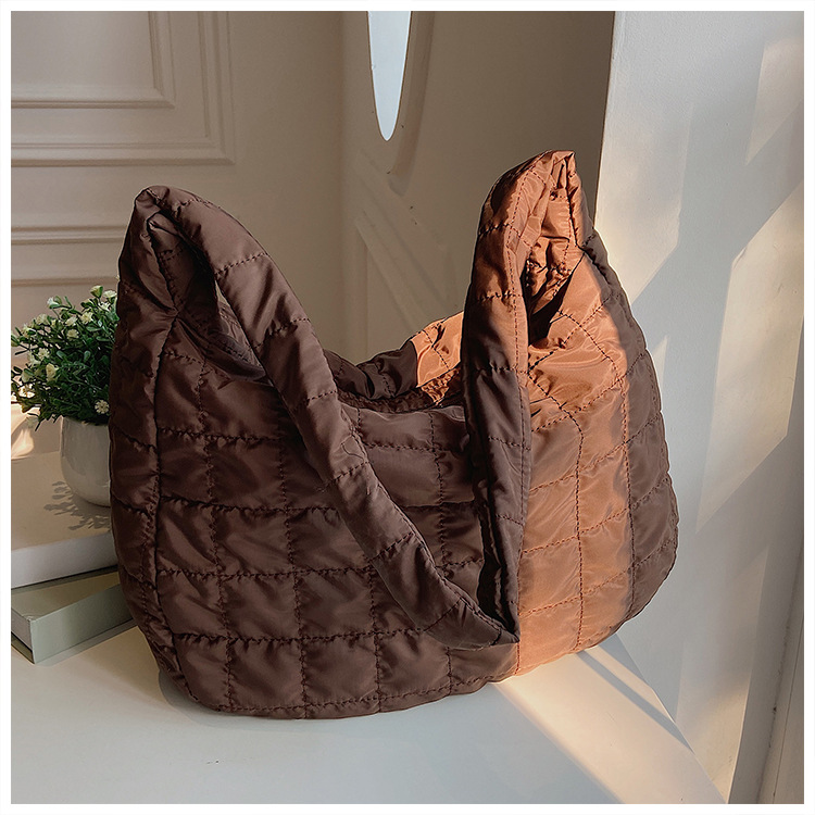 Femmes Grande Polyester Lingge Mode Forme De Boulette Fermeture Éclair Sac Bandoulière display picture 29