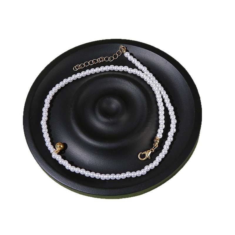 Jewelry Display Stand Black and White Resin Bracelet Storage Tray Creative Loop-Shaped Bracelet Display Photography Props
