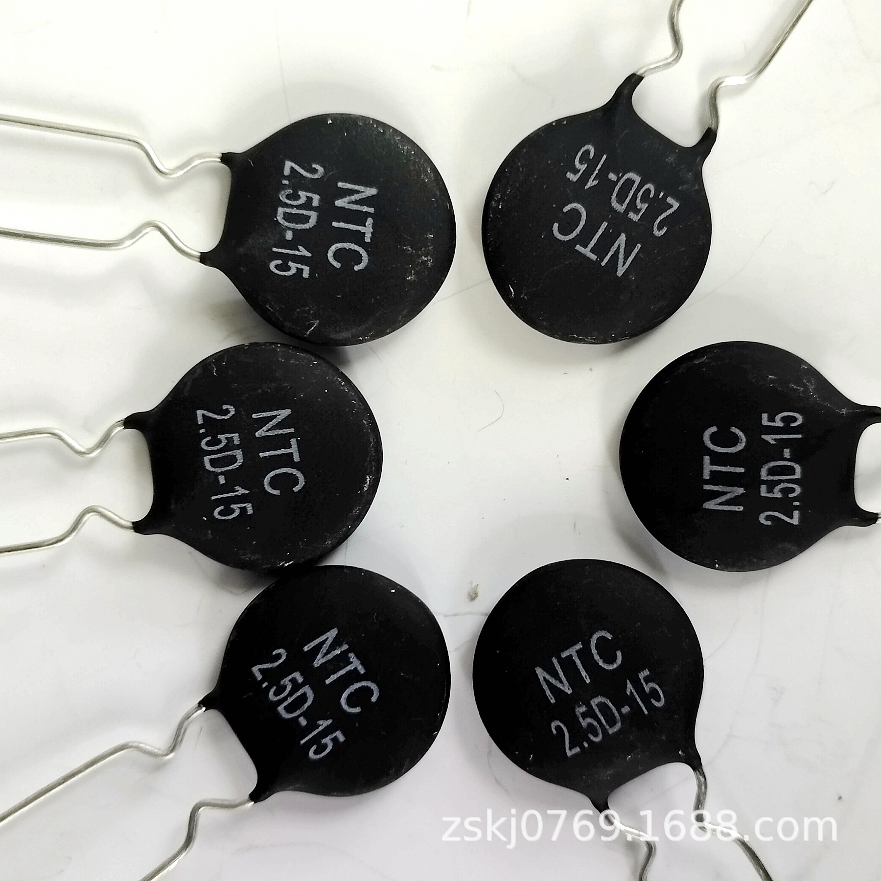 厂家直销热敏电阻MF72 NTC2.5D-15 P7.5 2.5欧 内弯脚 直脚 短脚