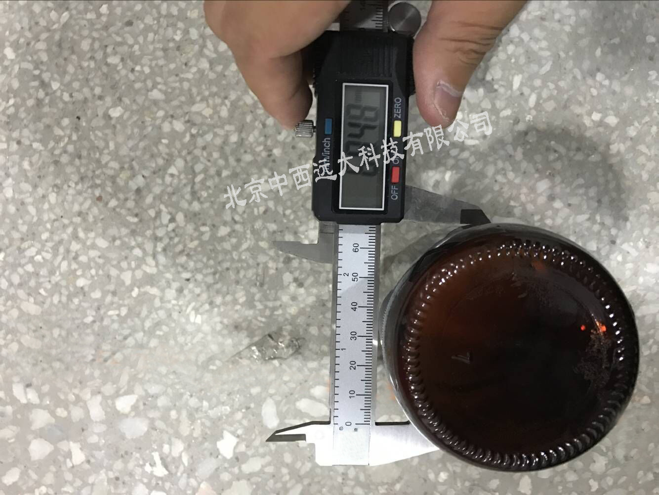 棕色玻璃瓶/PTFE耐腐蚀垫片  型号 KH055-250ml  库号 M20166