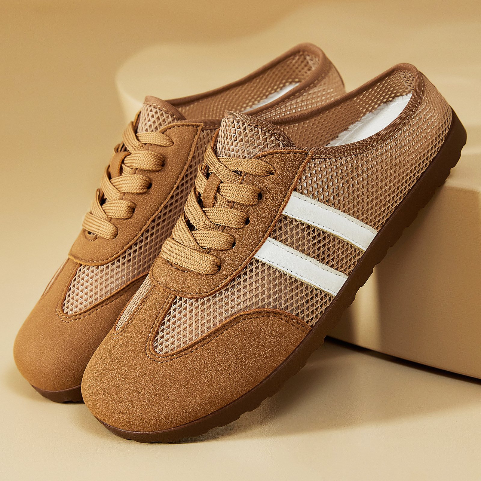 Summer comfortable breathable shoes