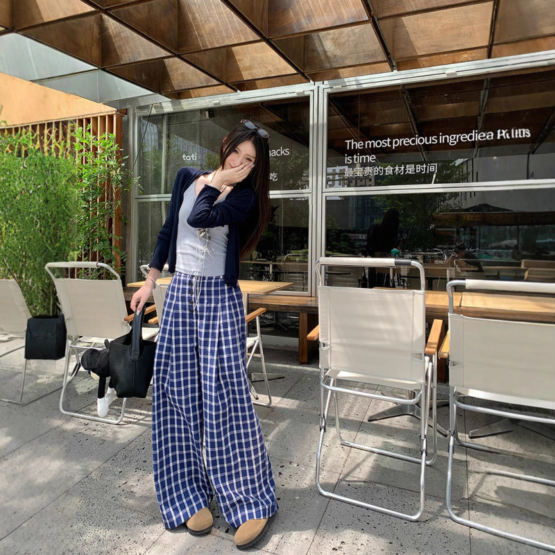 Korean Retro Blue Plaid Wide-Leg Pants for Women in Autumn, Lazy Style, Chic Casual High-Waisted Loose Floor-Length Pants Korean Retro Blue Plaid Wide-Leg Pants for Women in Autumn, Lazy Style, Chic Casual High-Waisted Loose Floor-Length Pants