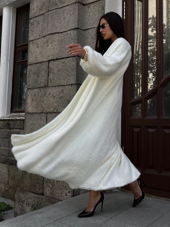 Áo cardigan len lông mềm dáng dài rộng cổ chữ V tay dài — hồng, màu xám, quần kaki chi tiết 32