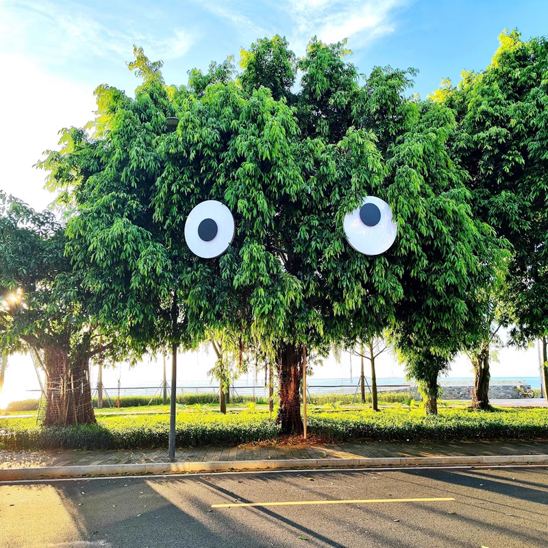 网红会动的眼睛户外旋转灯箱创意门头招牌定 制跳动打卡灯光装置