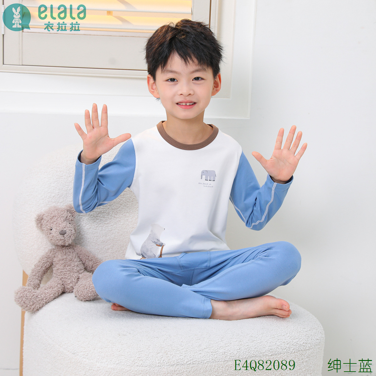 E4Q82089 젠틀맨 블루