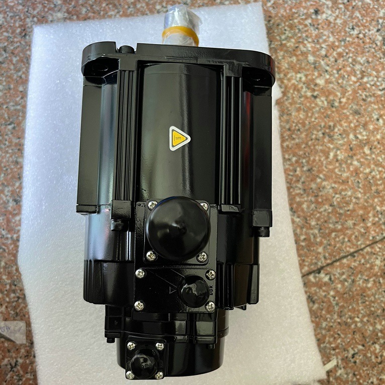 全新原装YASKAWA安川 SGM7A-15A7A6C12C16S/2S 伺服驱动器电机欢