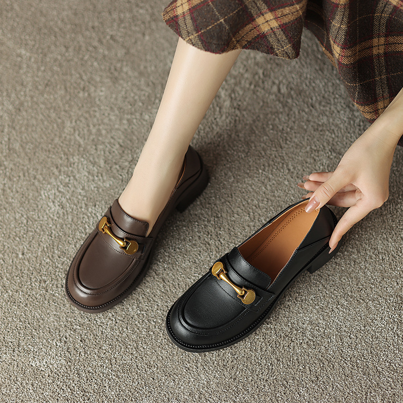 Shoes English style