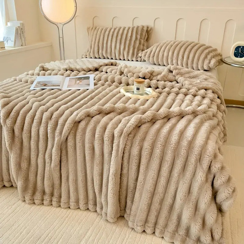 Luxurious imitation shawl blanket, soft, warm, and comfortable, suitable for sofa beds, offices, and travel, multi-functional all seasons.