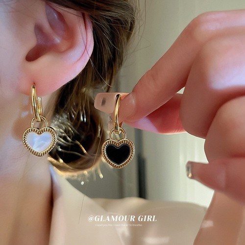 Silver Needle Flower Curved Irregular Pearl Earrings Baroque Retro Temperament Zircon Earrings Love Internet Celebrity Earrings