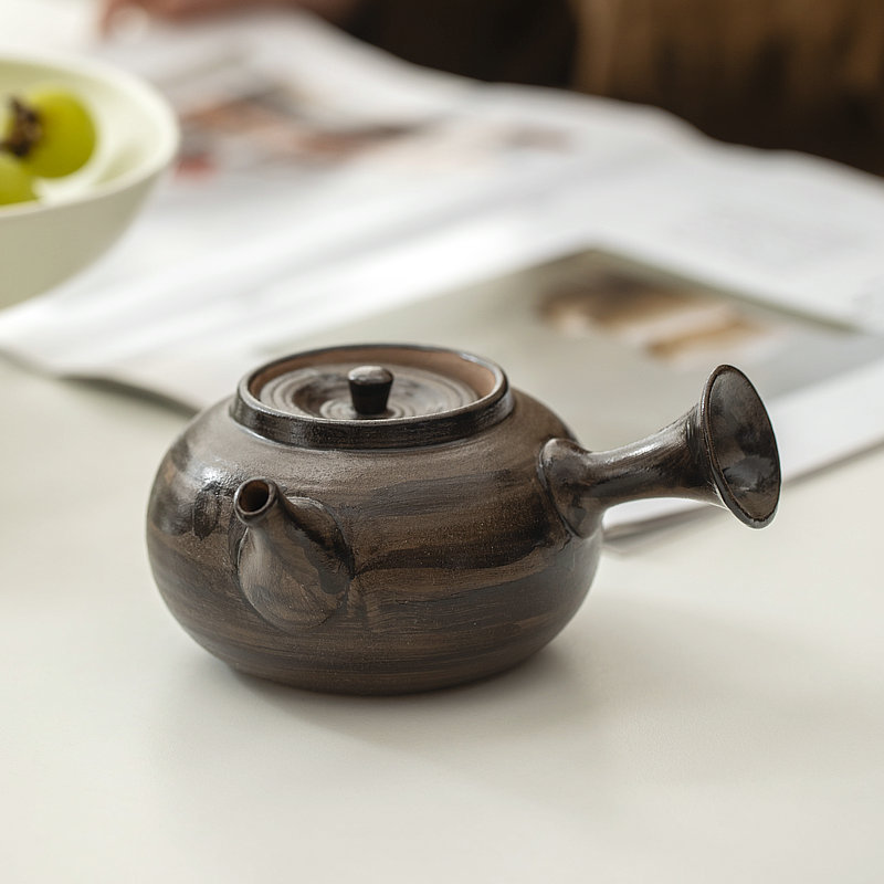 Jiutian Burning Ceramic Urgent Must Pot Powder Black Side Pot Vintage Tea Pot High Color Value Kung Fu Tea Set Jiutian Burning Ceramic Urgent Must Pot Powder Black Side Pot Vintage Tea Pot High Color Value Kung Fu Tea Set