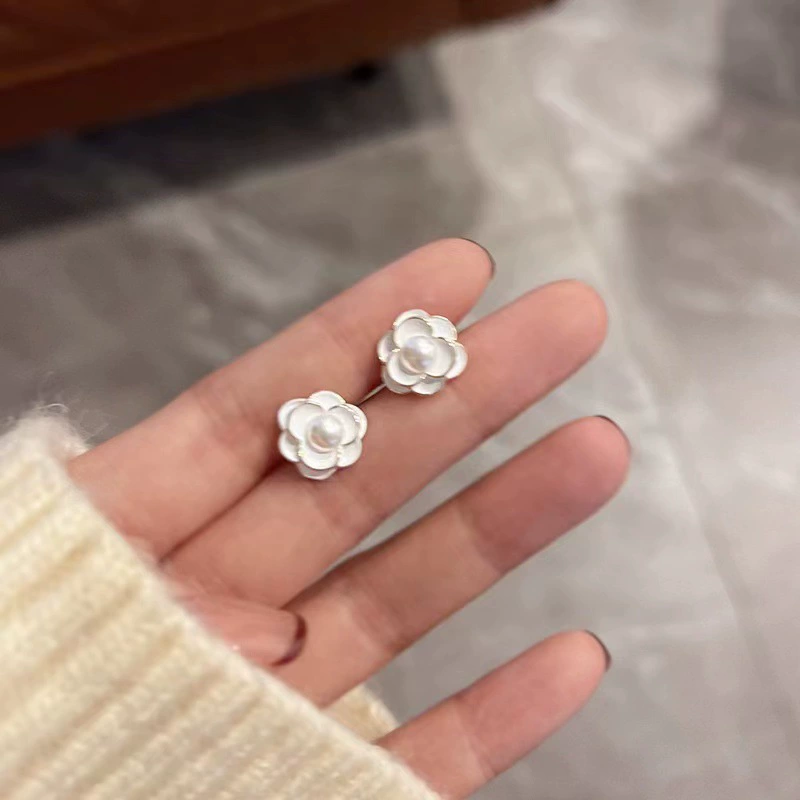 Серебряная игла из жемчуга, стильные универсальные серьги, образец серебро 925, простой и элегантный дизайн, оптом