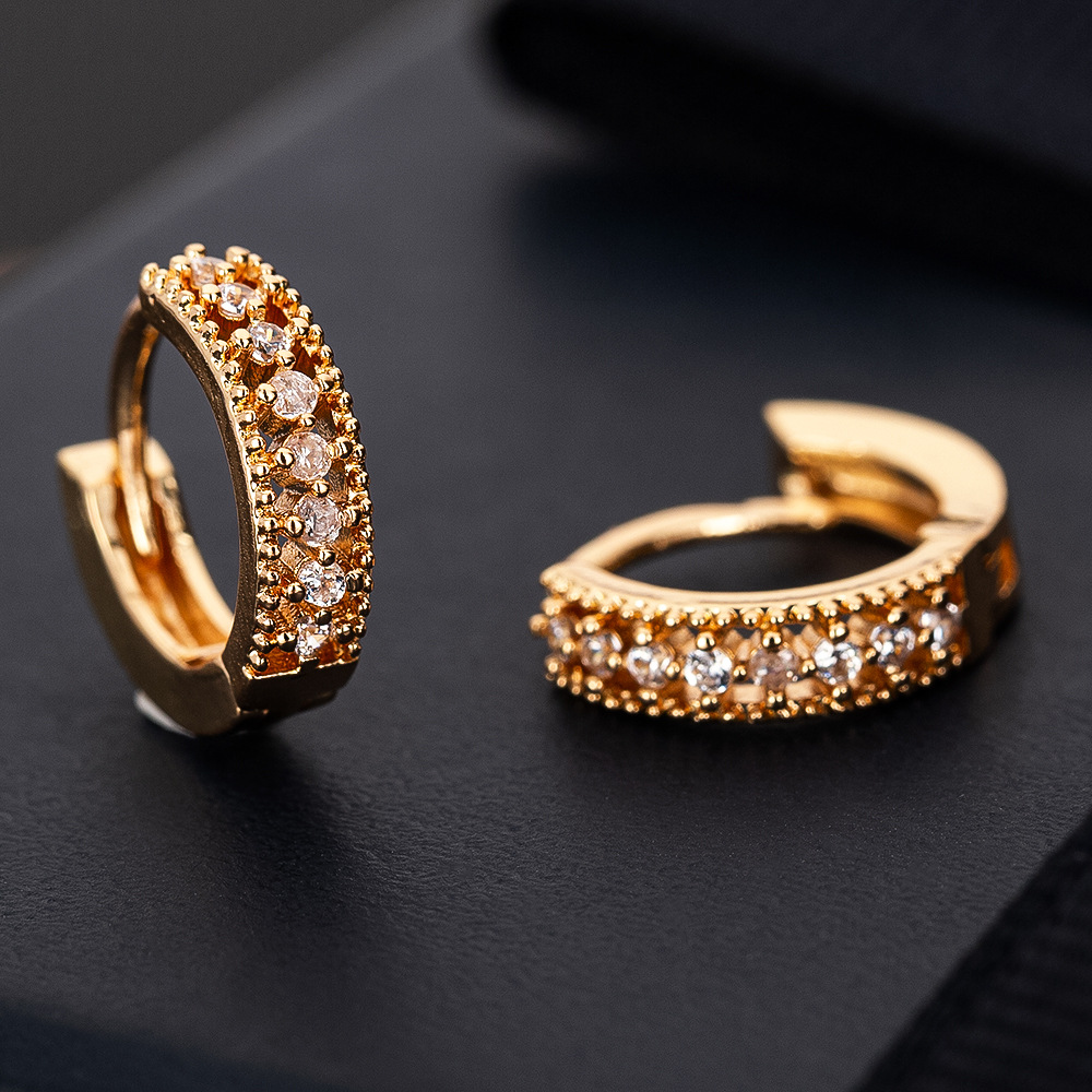 Cross-Border accesorios de moda pendientes europeos y americanos populares micro incrustaciones de ZIRCON ventiladores pequeños pendientes de oro rosa pendientes simples