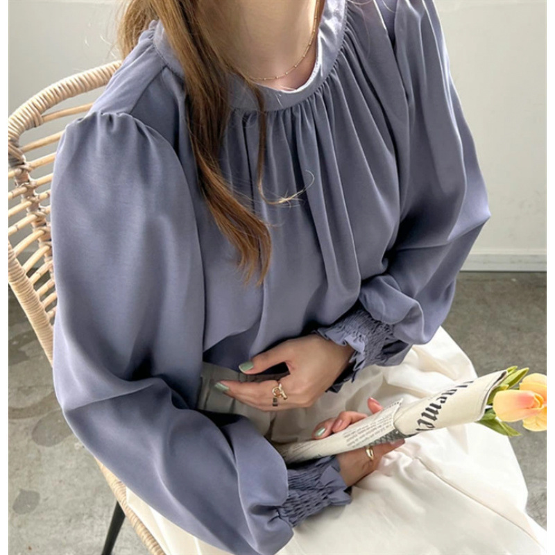 보라