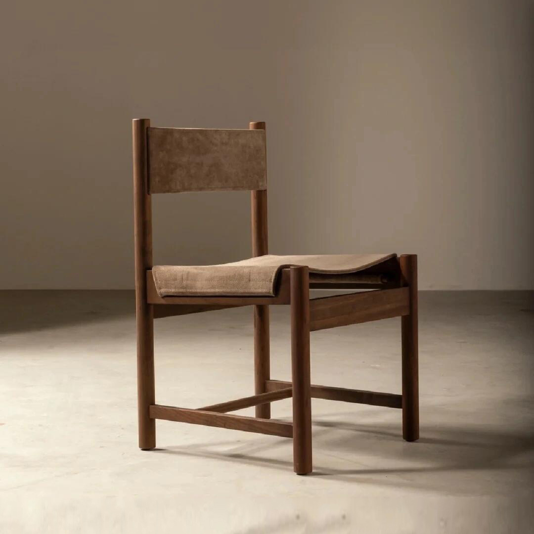 Retro Medieval Wabi-Sabi Style Frosted Leather Dining Chair Solid Wood Study B&B Back Chair Leisure Reception Negotiation Chair